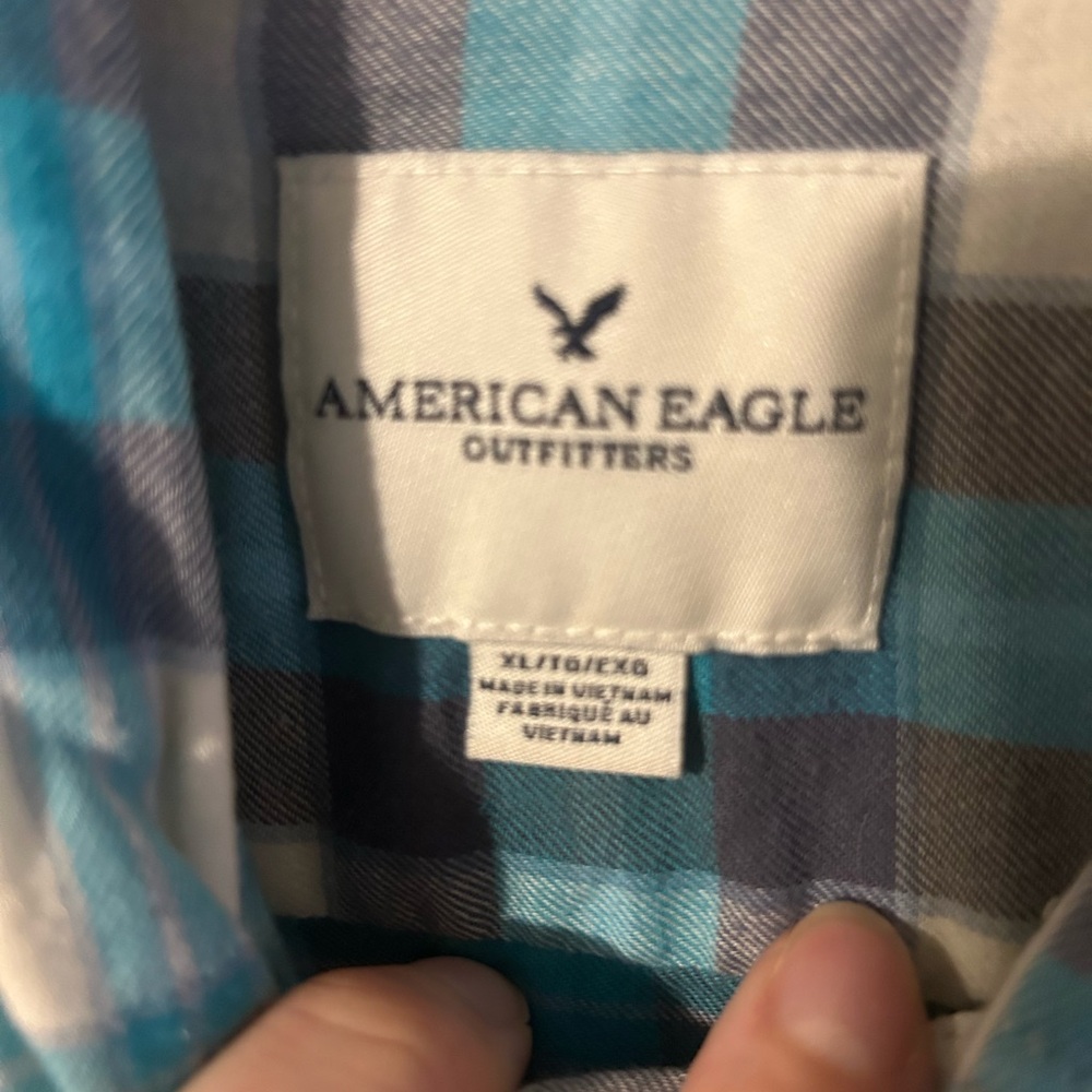 American Eagle Outfitters Blue and White Checkered Men's Shirt - Picture 4 of 6